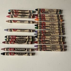 Vintage Discontinued Crayola Crayons, New Color Name Coming & NAMES 25 PCS USED